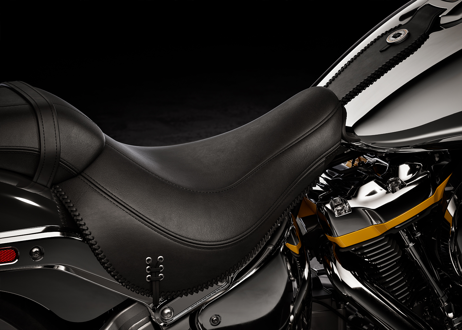 2025 Fat Boy Gray Ghost Seat Cover & Leather Tank Strap